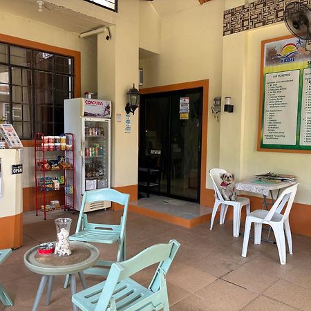 Andresas Homestay Loboc Buitenkant foto