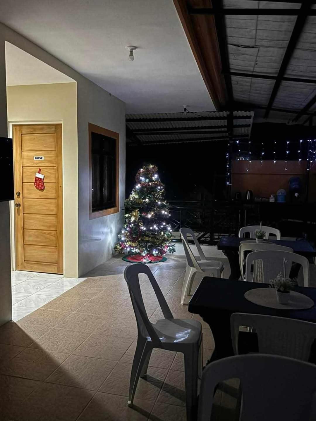 Andresas Homestay Loboc Buitenkant foto